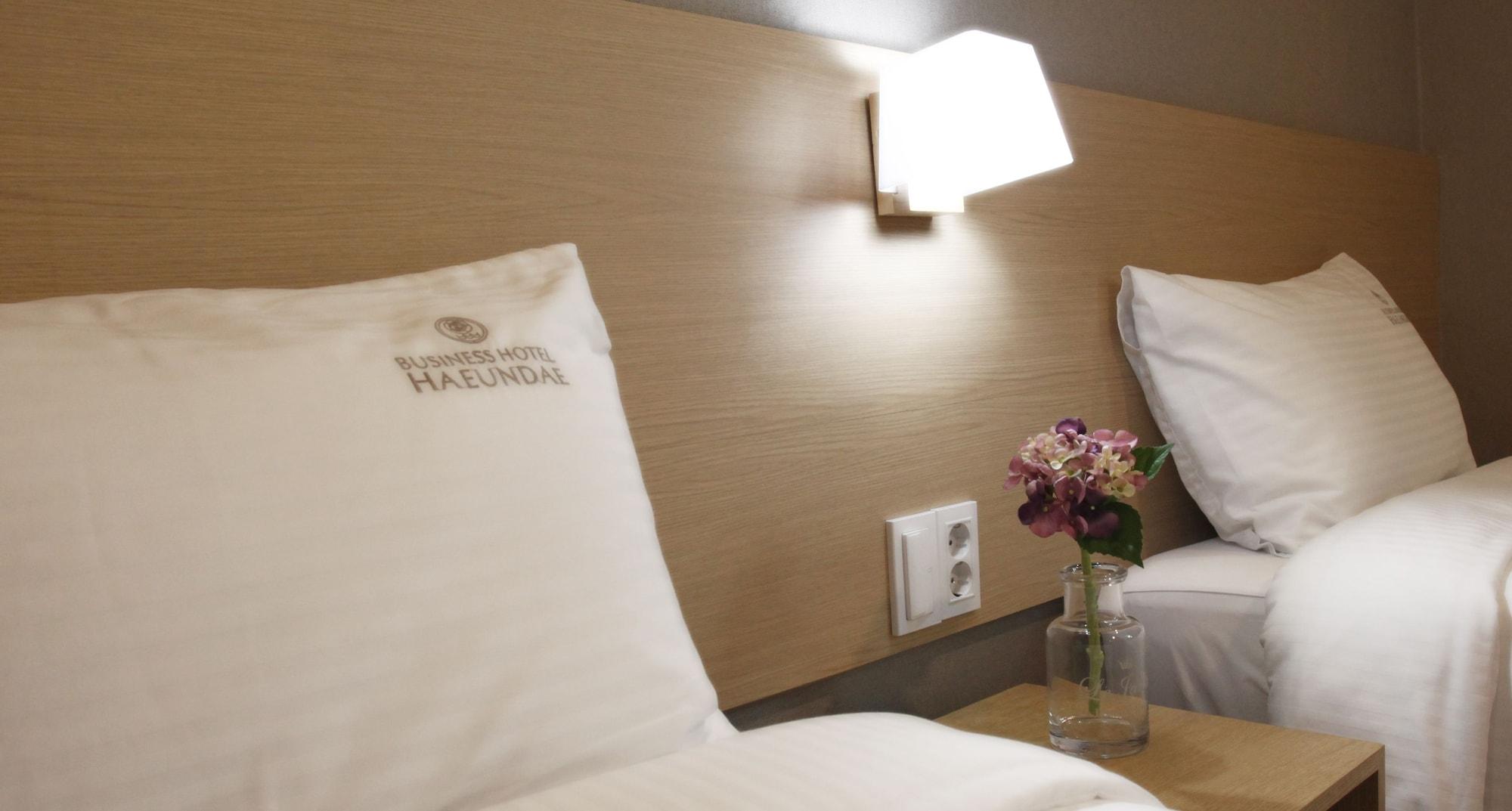 Business Hotel Haeundae S Пусан Экстерьер фото